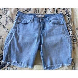 Liverpool Size 6 Light Wash Denim Shorts Frayed Hem